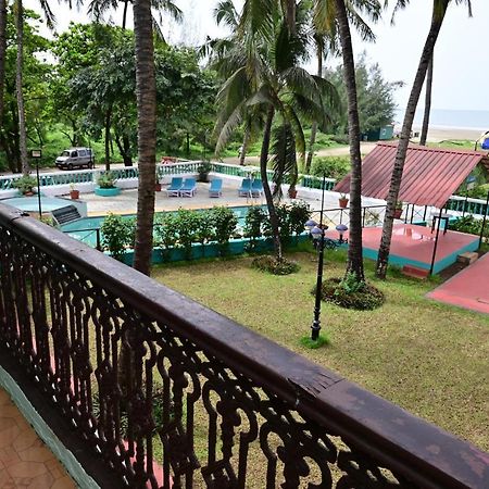 Swimsea Beach Resort, A Beach Property Panaji Buitenkant foto