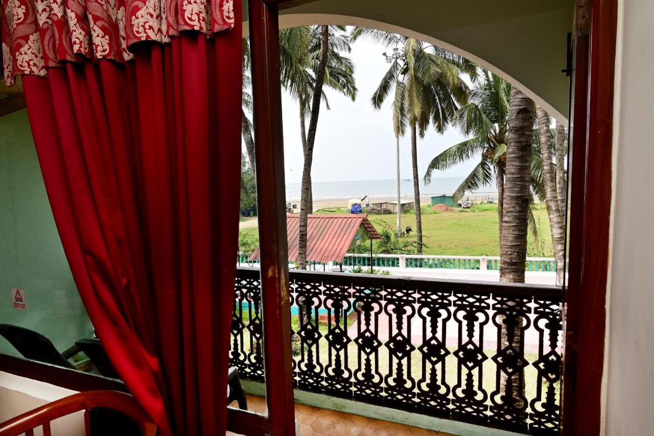 Swimsea Beach Resort, A Beach Property Panaji Buitenkant foto