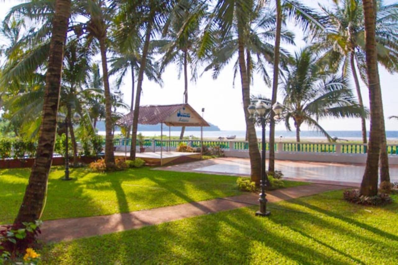 Swimsea Beach Resort, A Beach Property Panaji Buitenkant foto